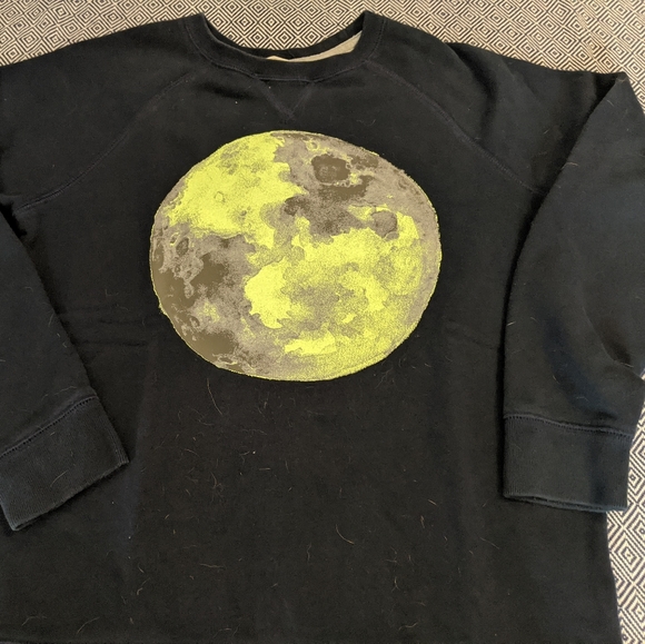 Cool glow in the dark Lands End moon sweatshirt - Picture 4 of 6